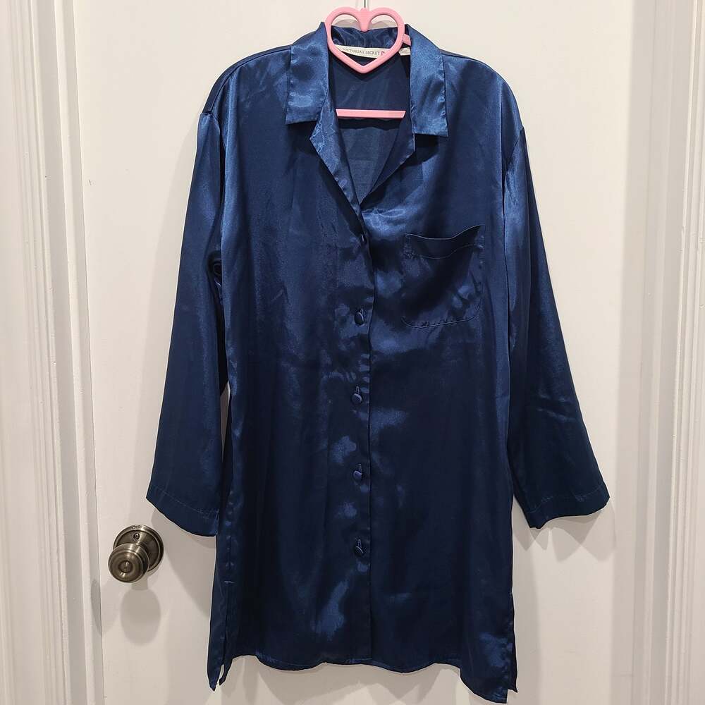 Victoria's Secret Womens Sz XS Navy Blue Vintage Oversized Satin Button Front